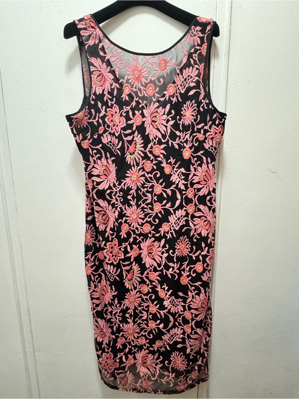 Adrianna Papell Black Sheath Dress with Pink Floral Embroidery size 16